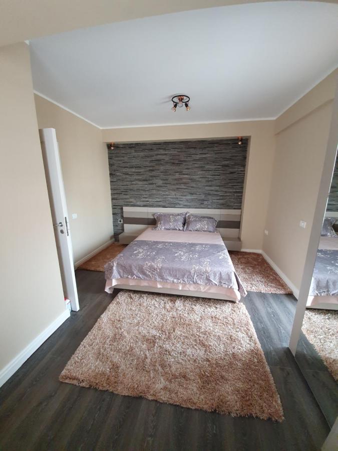 Apartament 602 Str Hotel Opera ママイア エクステリア 写真